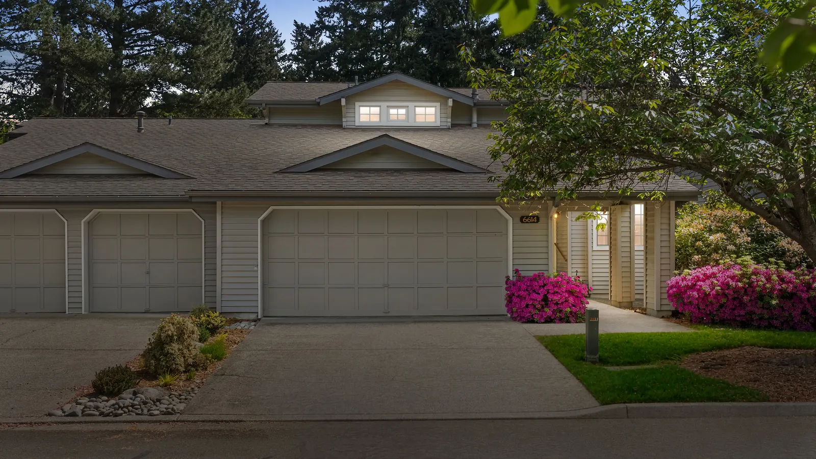 Front exterior of a Bellevue listing shot by Vourly